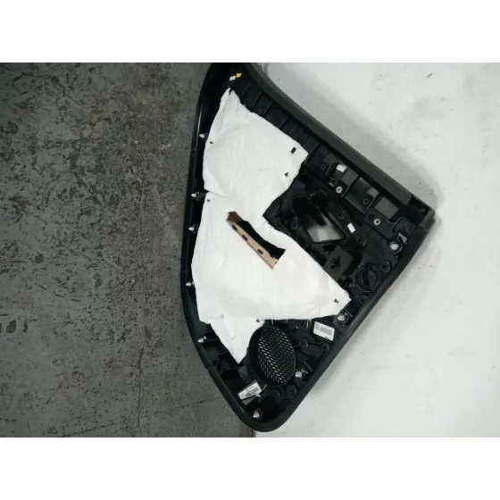 Guarnecido Puerta Trasera Derecha para Renault Megane E-Tech Suv