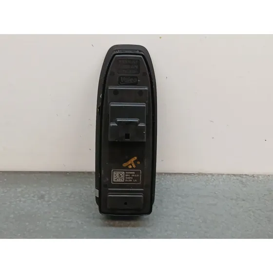 Mando Elevalunas Delantero Izquierdo para Renault Megane E-Tech Suv