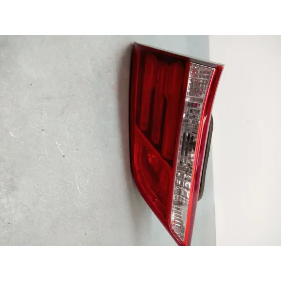 Piloto Trasero Derecho Interior para Hyundai I40 I (Vf)