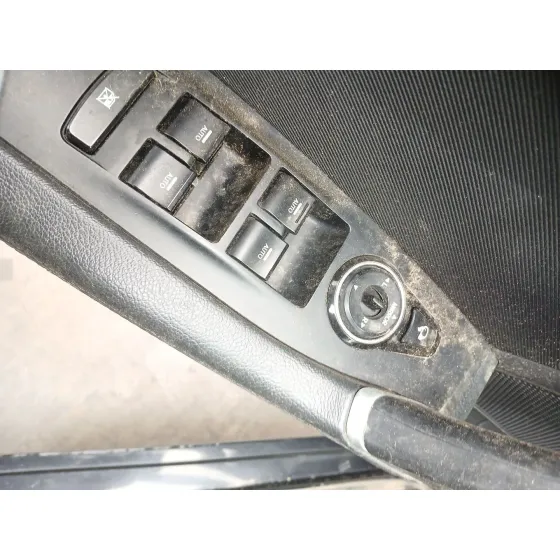 Mando Elevalunas Delantero Izquierdo para Hyundai I40 I (Vf)