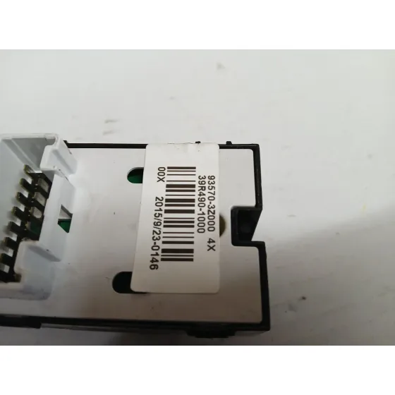 Mando Elevalunas Delantero Izquierdo para Hyundai I40 I (Vf)