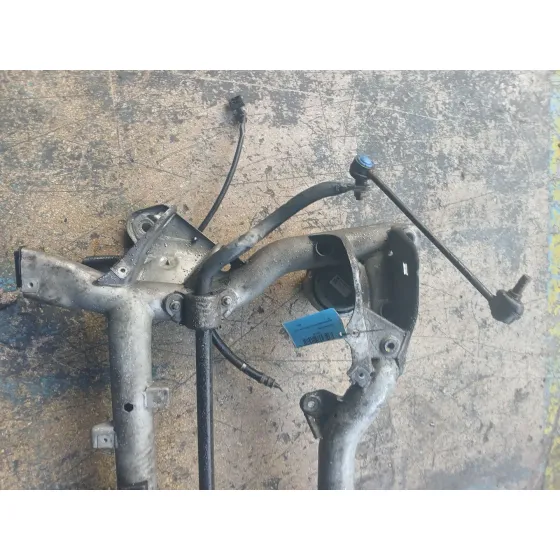 Puente Delantero para Mercedes-Benz Clase C (W204) Berlina