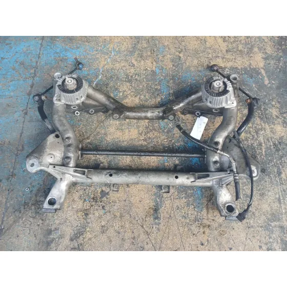 Puente Delantero para Mercedes-Benz Clase C (W204) Berlina