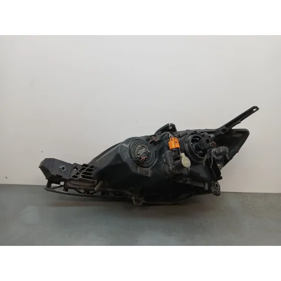 Faro Derecho para Mazda 3 (Bk)