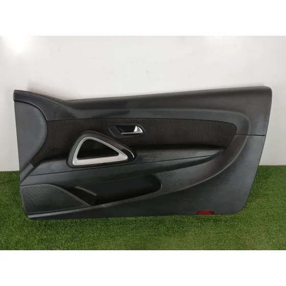 Guarnecido Puerta Delantera Derecha para Volkswagen Scirocco Iii (137, 138)
