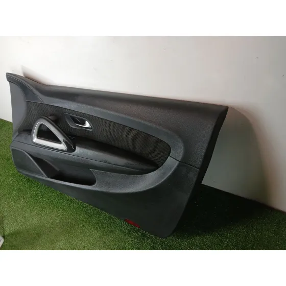 Guarnecido Puerta Delantera Derecha para Volkswagen Scirocco Iii (137, 138)