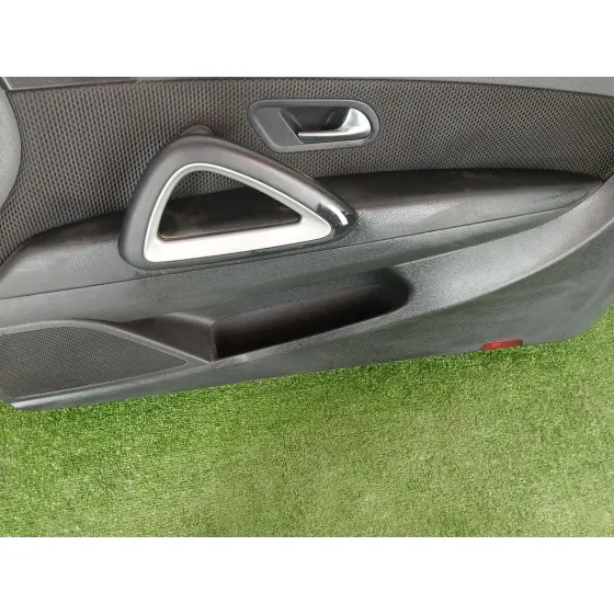 Guarnecido Puerta Delantera Derecha para Volkswagen Scirocco Iii (137, 138)