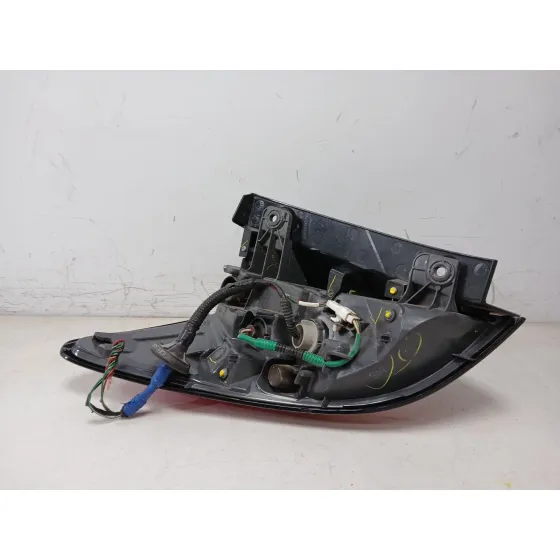 Piloto Trasero Derecho para Honda Hr-V (Ru)