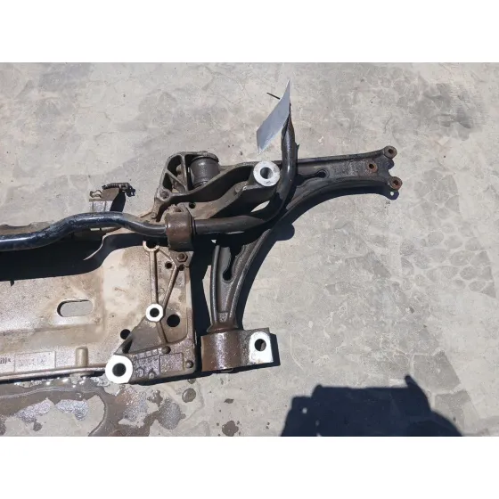 Puente Delantero para Volkswagen Scirocco Iii (137, 138)