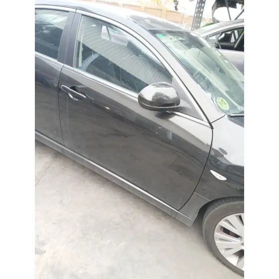 Puerta Delantera Derecha para Mazda 6 Sedan (Gh)