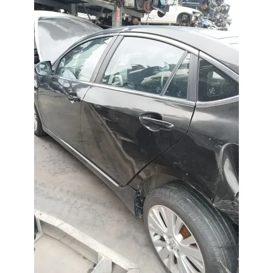 Puerta Trasera Izquierda para Mazda 6 Sedan (Gh)