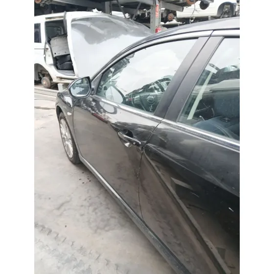 Puerta Delantera Izquierda para Mazda 6 Sedan (Gh)