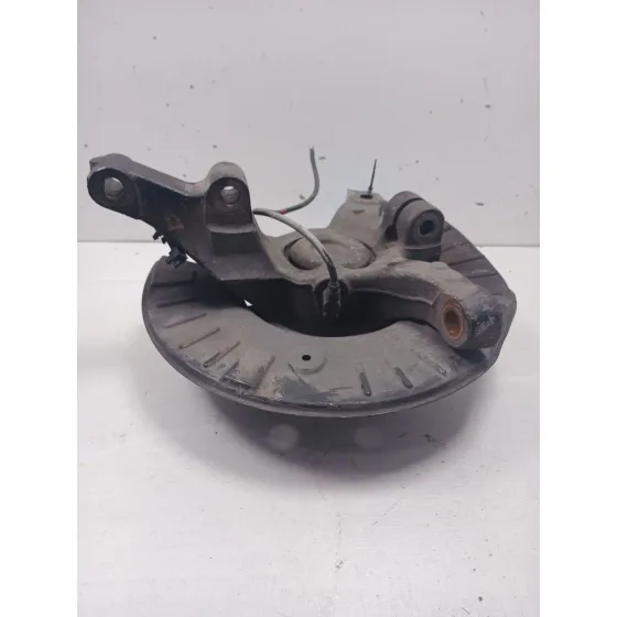 Mangueta Delantera Izquierda para Mercedes-Benz Vito Autobus (W639)
