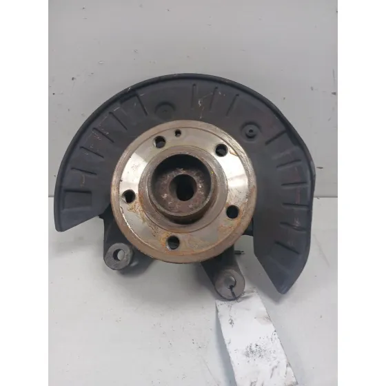 Mangueta Delantera Izquierda para Mercedes-Benz Vito Autobus (W639)