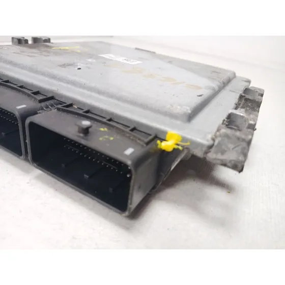 Centralita Motor Uce para Renault Megane Iii Sport Tourer