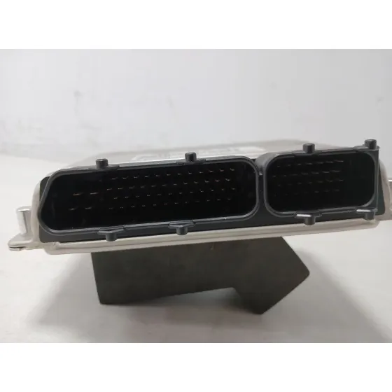 Centralita Motor Uce para Volkswagen Passat B5 (3B2)