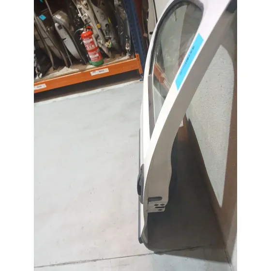 Puerta Delantera Izquierda para Fiat Fiorino