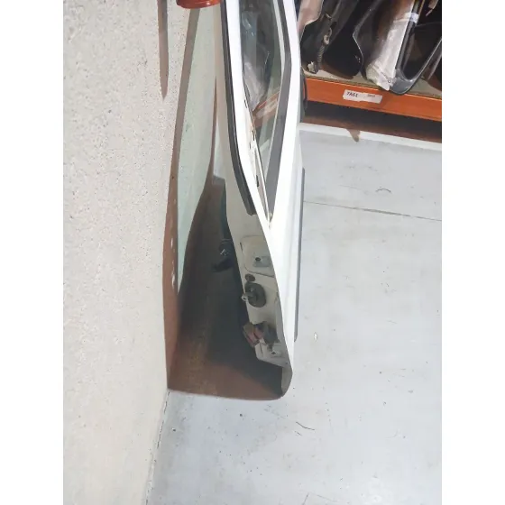 Puerta Delantera Izquierda para Fiat Fiorino