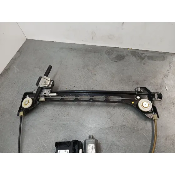 Elevalunas Delantero Derecho para Audi Tt (8J3)