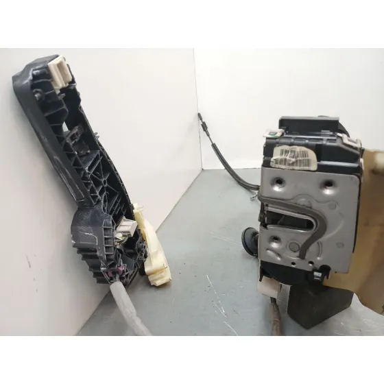Cerradura Puerta Trasera Derecha para Mercedes-Benz Clase E (W212) Lim.