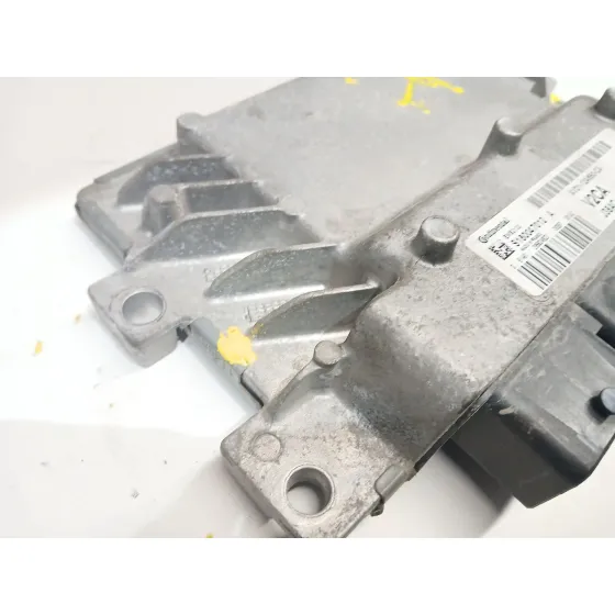 Centralita Motor Uce para Ford Fiesta (Cb1)