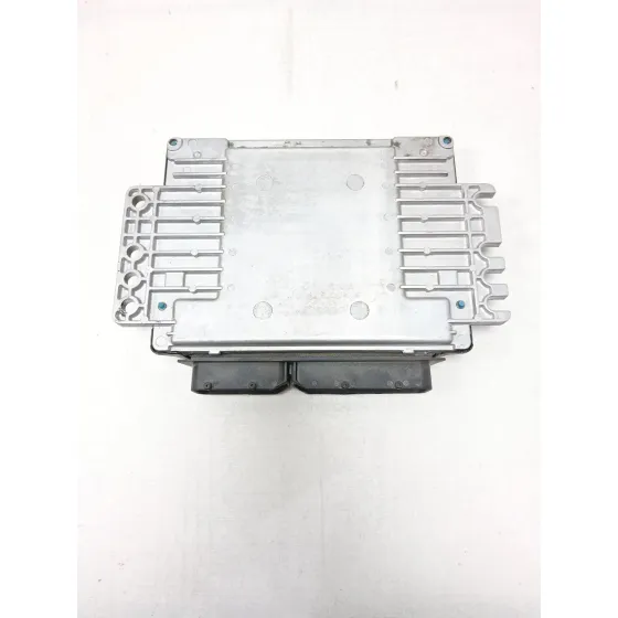 Centralita Motor Uce para Nissan Primera (P12)