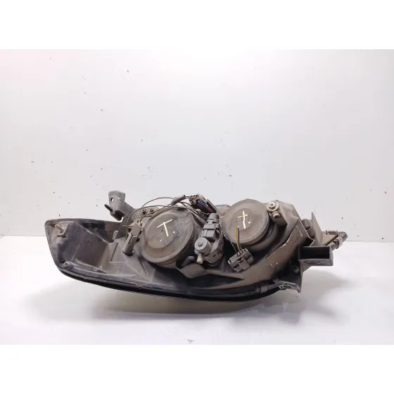 Faro Derecho para Nissan Primera (P12)