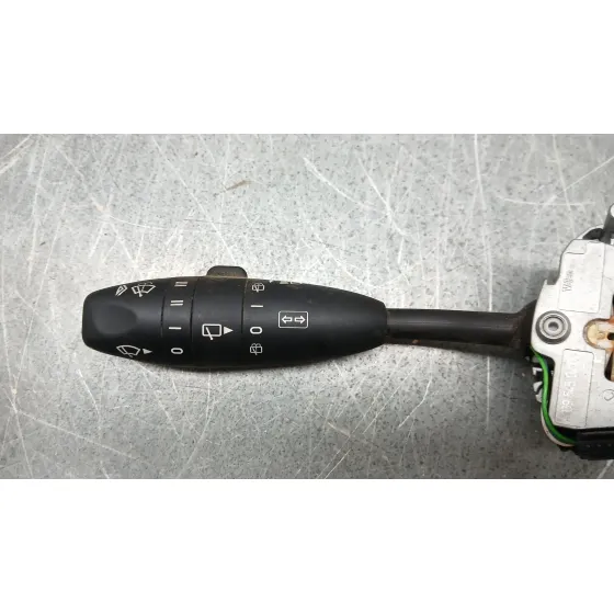 Mando Limpia para Mercedes-Benz Clase A (W169)