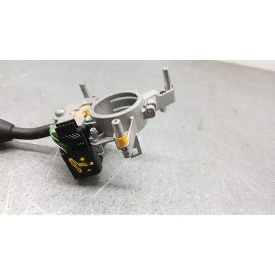 Mando Limpia para Mercedes-Benz Clase A (W169)