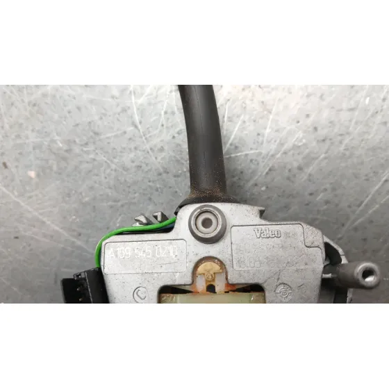 Mando Limpia para Mercedes-Benz Clase A (W169)
