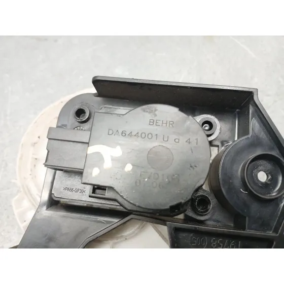 Motor Apertura Trampillas Climatizador para Opel Astra J Sports Tourer (P10)