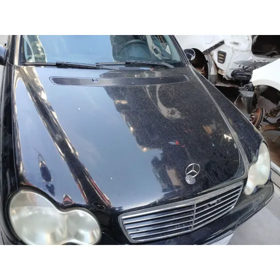 Capot para Mercedes-Benz Clase C (W203)
