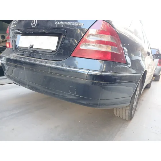 Paragolpes Trasero para Mercedes-Benz Clase C (W203)