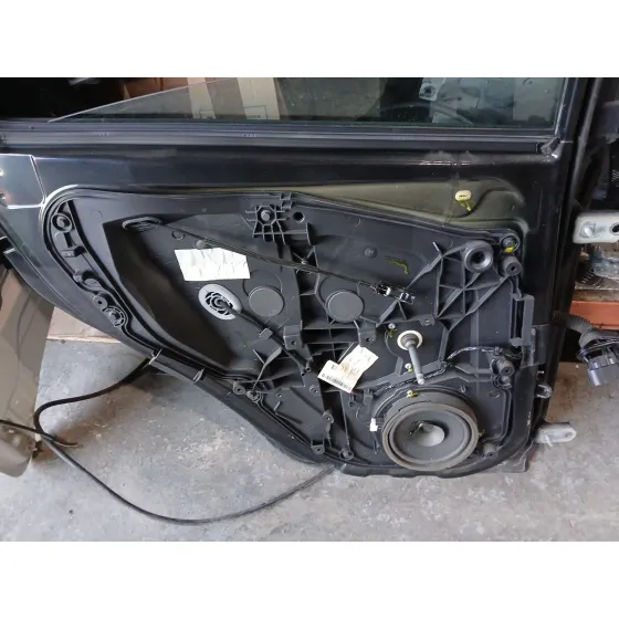 Puerta Trasera Izquierda para Ford Fiesta Vi (Cb1, Ccn)