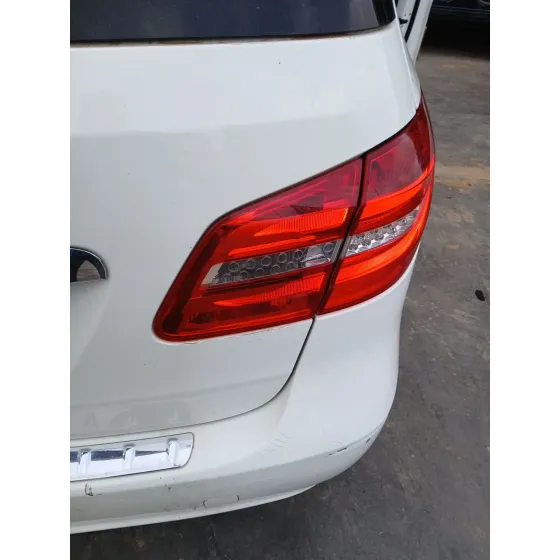 Piloto Trasero Derecho Interior para Mercedes-Benz Clase B Sports Tourer (W246, W242)