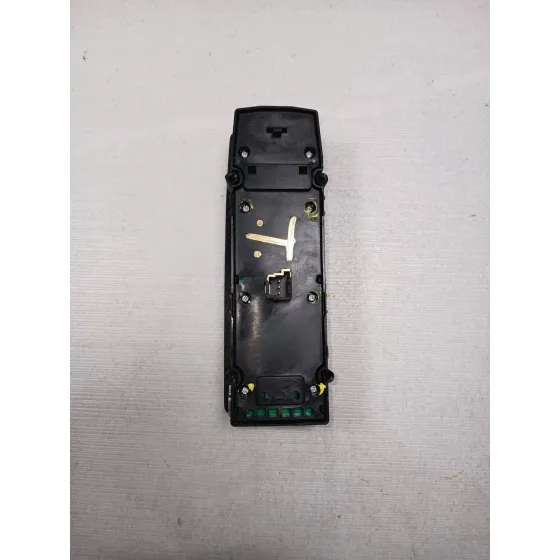 Mando Elevalunas Delantero Izquierdo para Mercedes-Benz Clase B Sports Tourer (W246, W242)