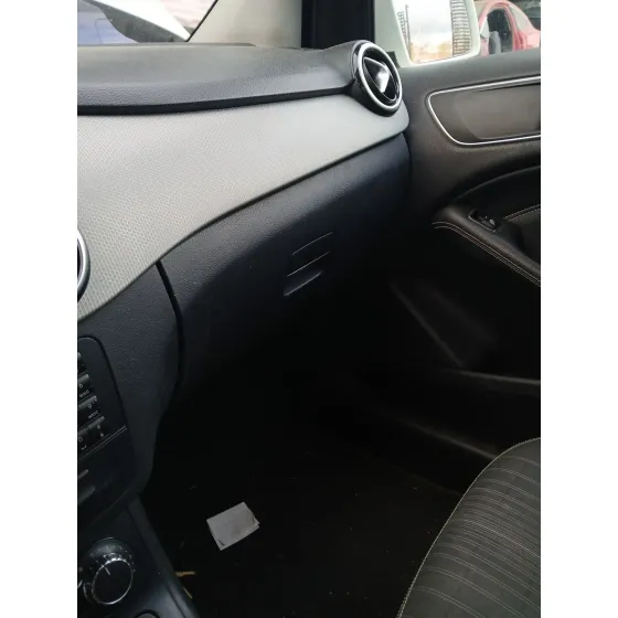 Guantera para Mercedes-Benz Clase B Sports Tourer (W246, W242)