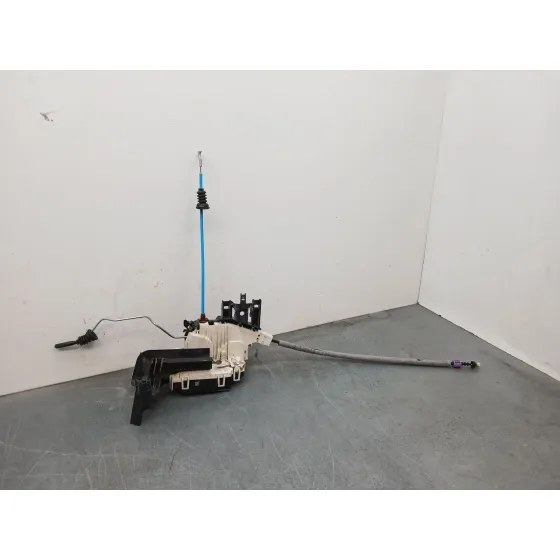 Cerradura Puerta Delantera Derecha para Mercedes-Benz Clase A (W176)