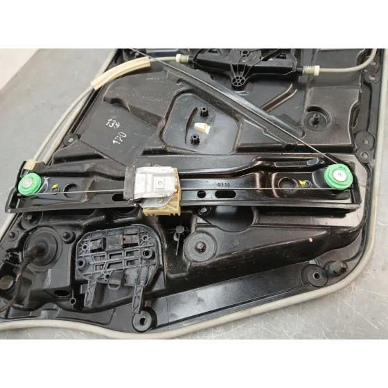 Elevalunas Delantero Derecho para Mercedes-Benz Clase A (W176)