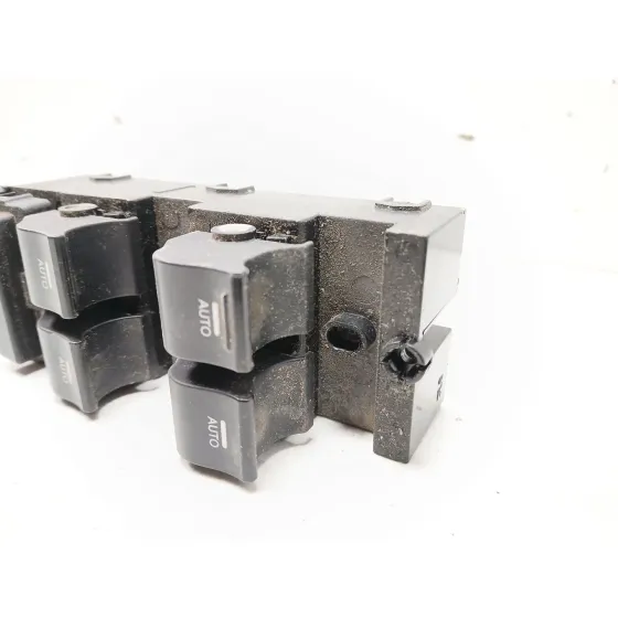 Mando Elevalunas Delantero Izquierdo para Hyundai I40 I (Vf)