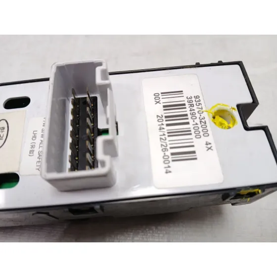 Mando Elevalunas Delantero Izquierdo para Hyundai I40 I (Vf)