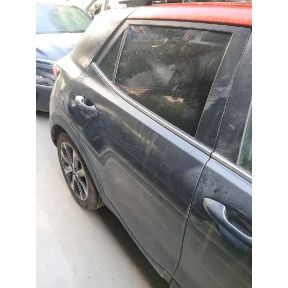 Puerta Trasera Derecha para Kia Stonic (Yb)