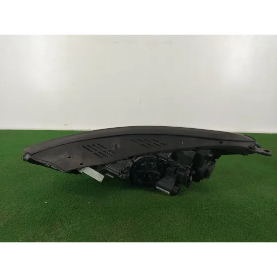 Faro Derecho para Hyundai Tucson (Tl, Tle)