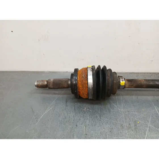 Transmision Delantera Izquierda para Kia Stonic (Yb)
