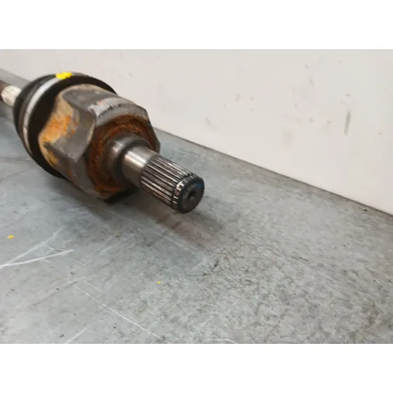 Transmision Delantera Izquierda para Kia Stonic (Yb)
