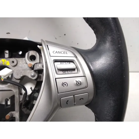 Volante para Nissan Qashqai Ii (J11, J11_)