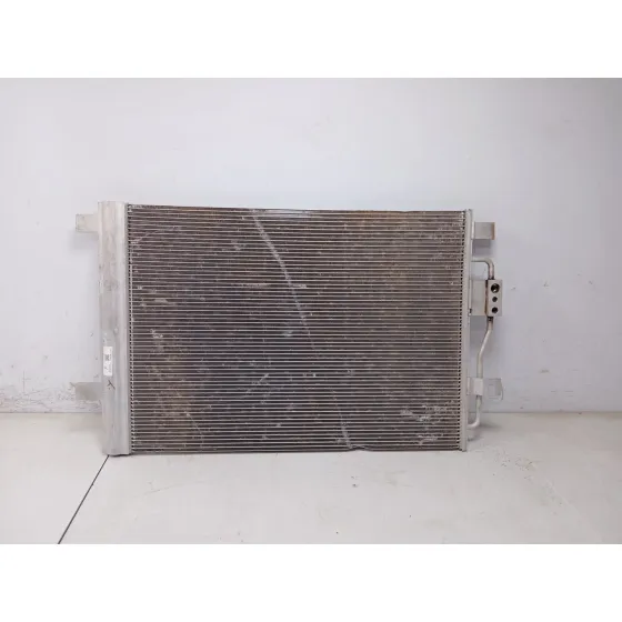 Condensador / Radiador Aire Acondicionado para Mg Zs Suv (Azs1)
