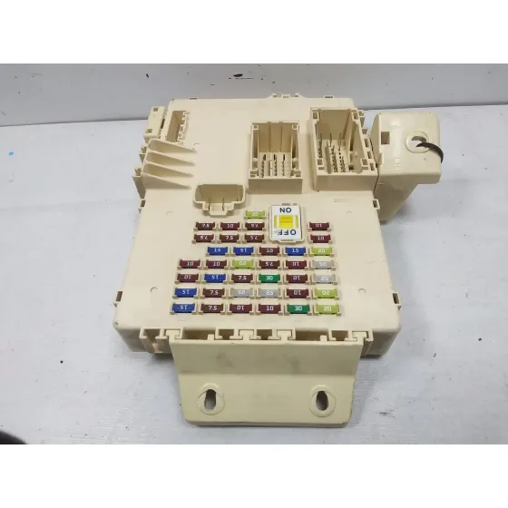 Caja Reles / Fusibles para Hyundai I40 Cw