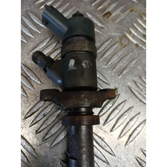 Inyector para Mazda 3 Berlina (Bk)
