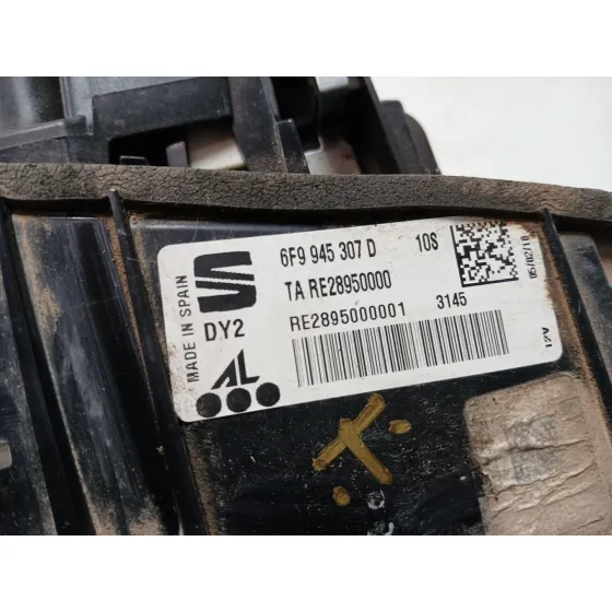 Piloto Trasero Izquierdo Interior para Seat Arona (Kj7, Kjp)